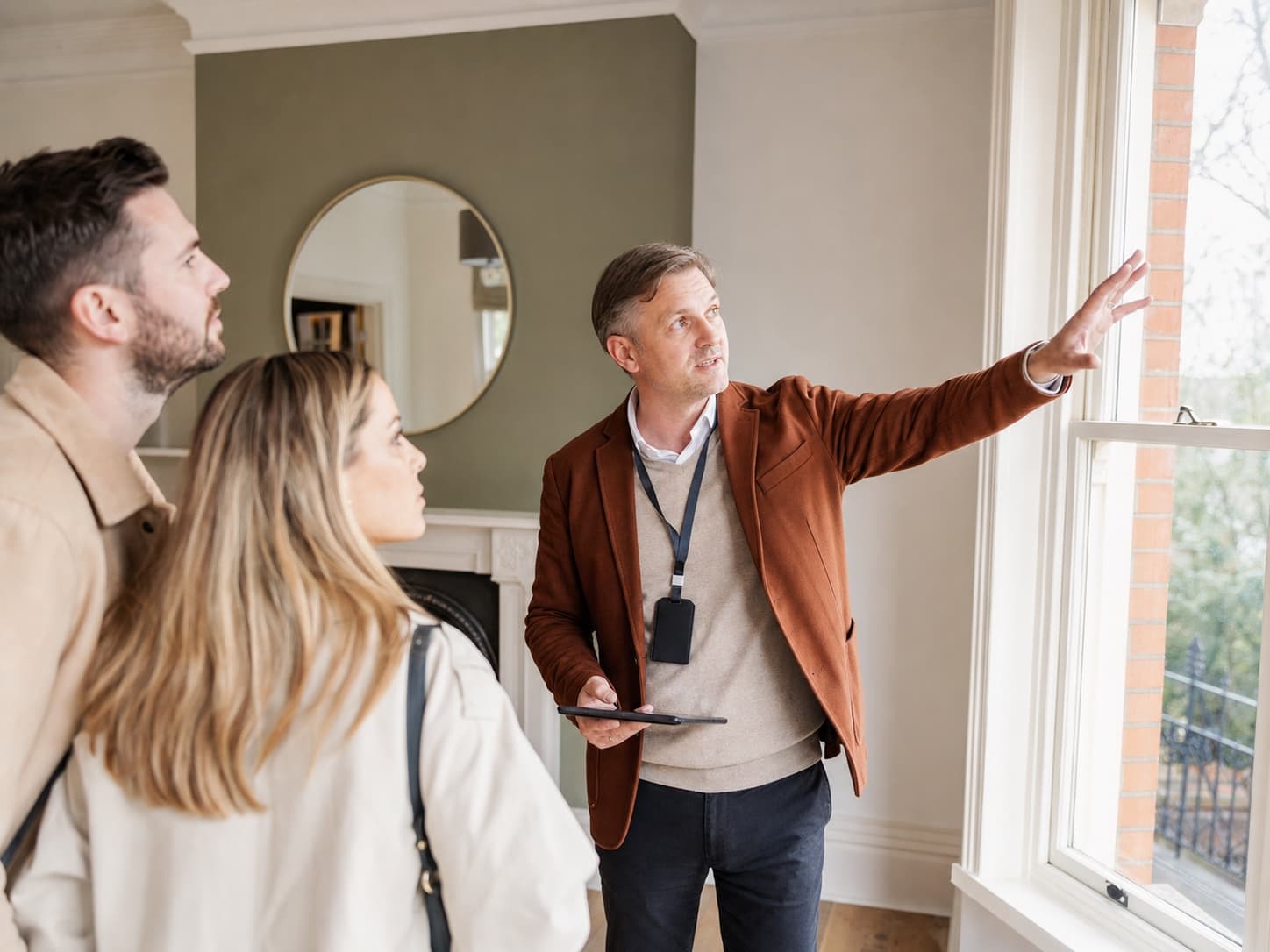Viewing bookings for a UK estate agent business